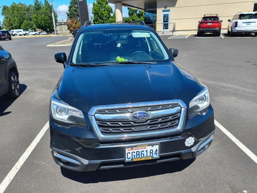 2018 SUBARU Forester