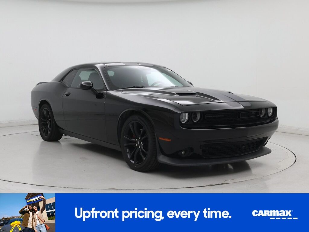 2017 DODGE Challenger
