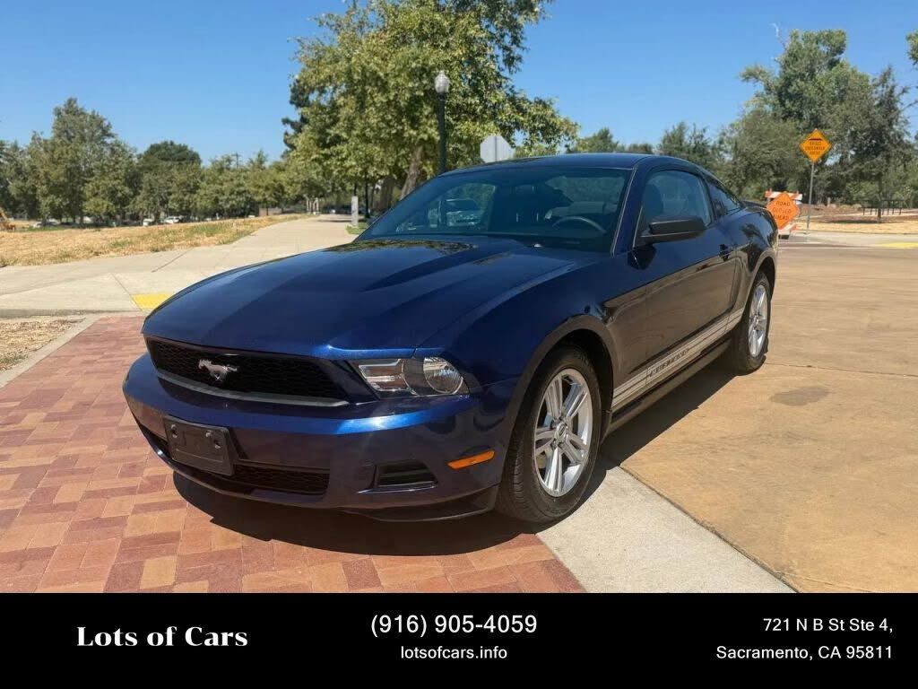 2010 FORD Mustang