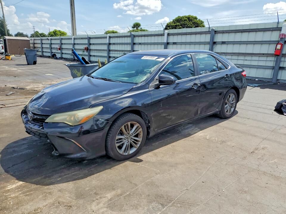 2016 TOYOTA Camry