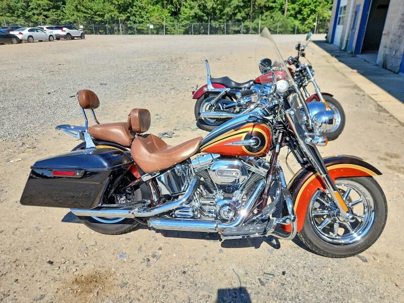 2014 HARLEY DAVIDSON CVO Softail Deluxe