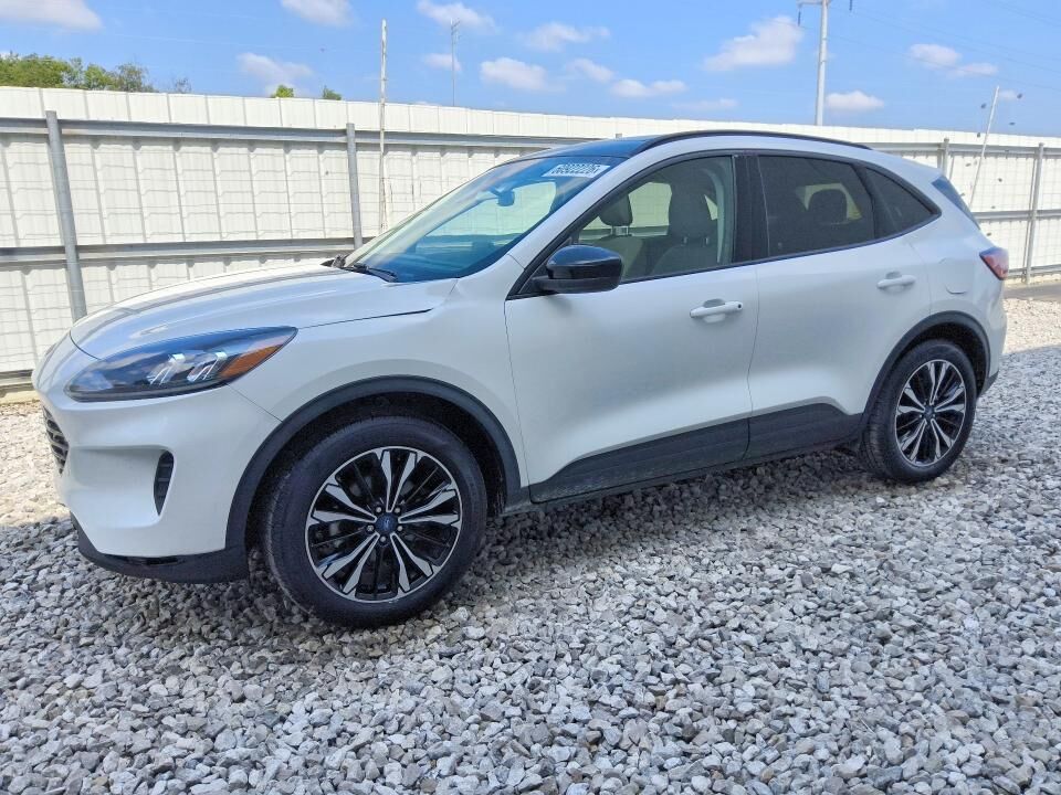 2021 FORD Escape