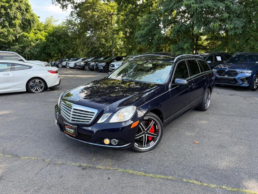 2011 MERCEDES-BENZ E-Class