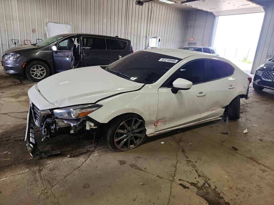 2018 MAZDA Mazda3