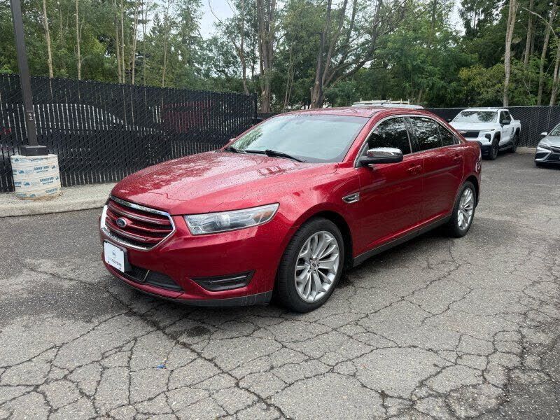 2015 FORD Taurus