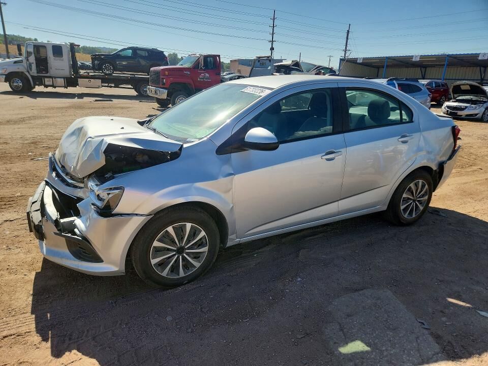 2017 CHEVROLET Sonic
