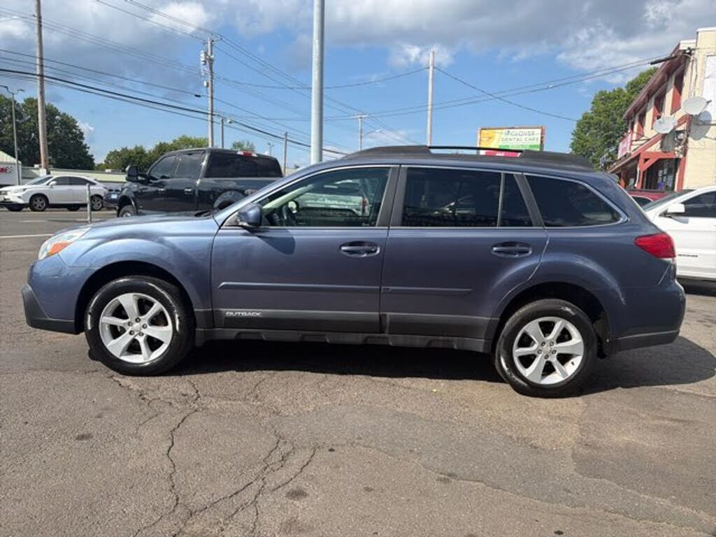 2014 SUBARU Outback