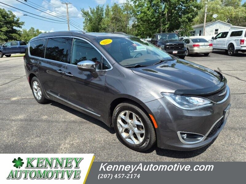 2017 CHRYSLER Pacifica
