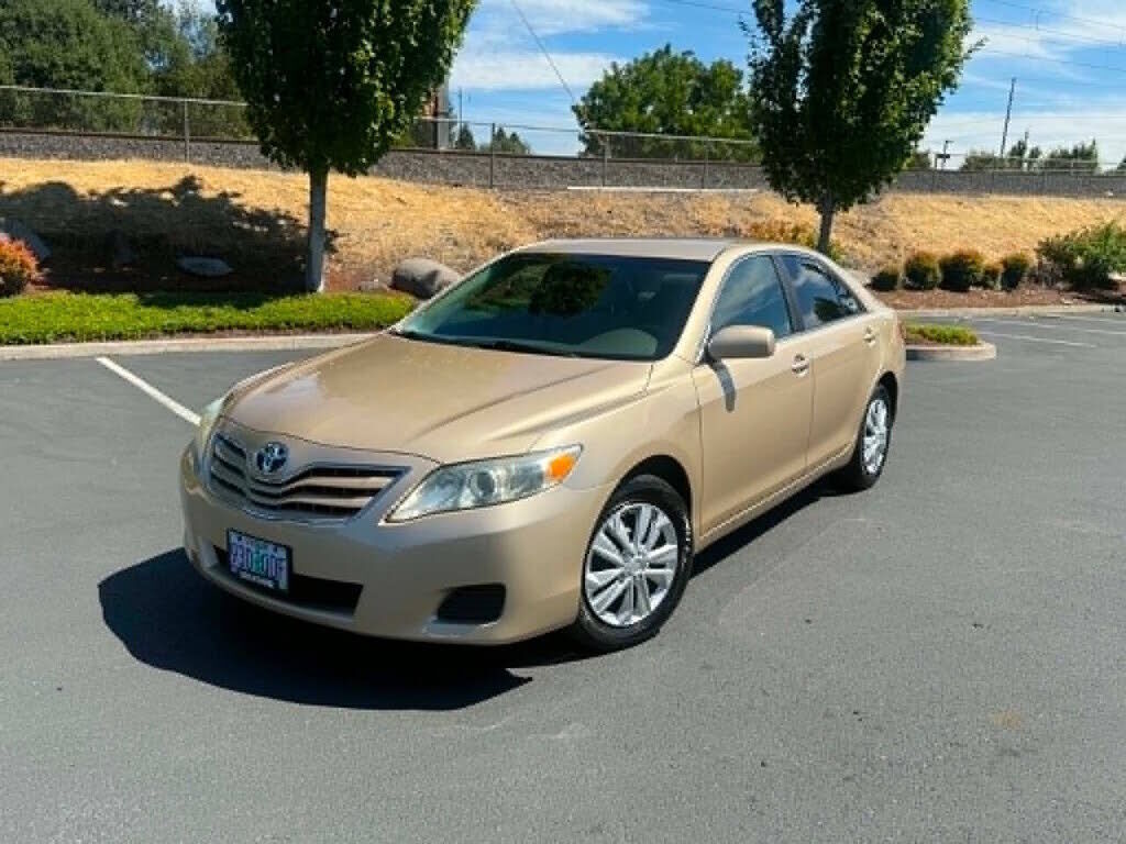 2011 TOYOTA Camry