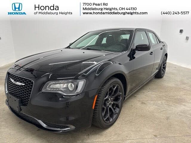 2020 CHRYSLER 300