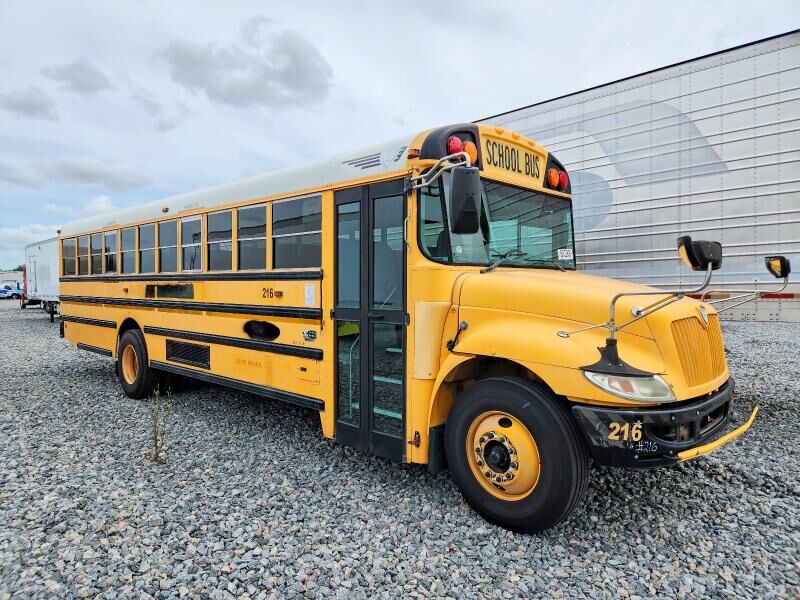 2013 IC BUS PB105