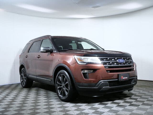 2018 FORD Explorer