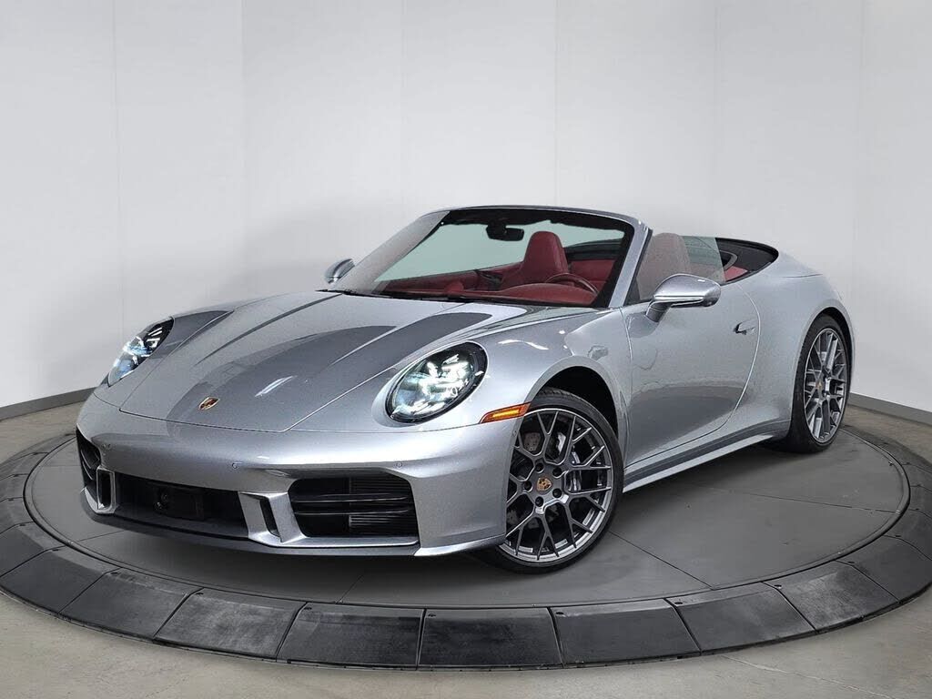 2025 PORSCHE 911