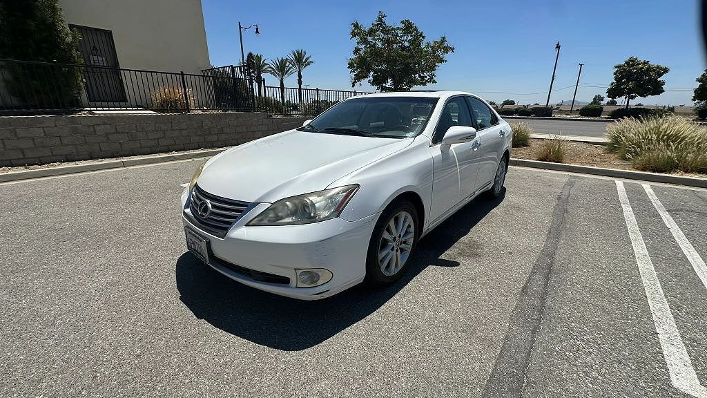 2011 LEXUS ES