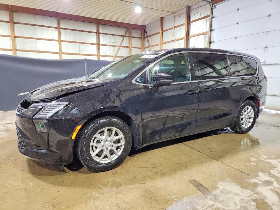 2027 CHRYSLER Pacifica