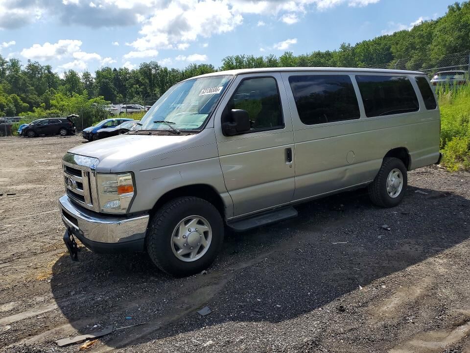 2009 FORD E-350
