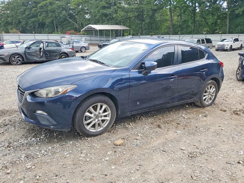 2016 MAZDA Mazda3