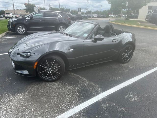 2025 MAZDA MX-5