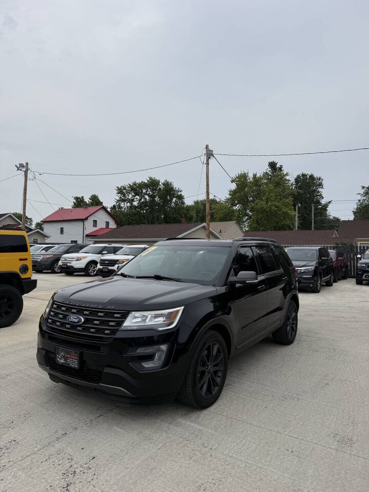 2017 FORD Explorer