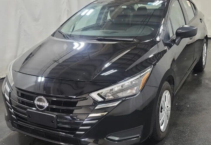 2025 NISSAN Versa