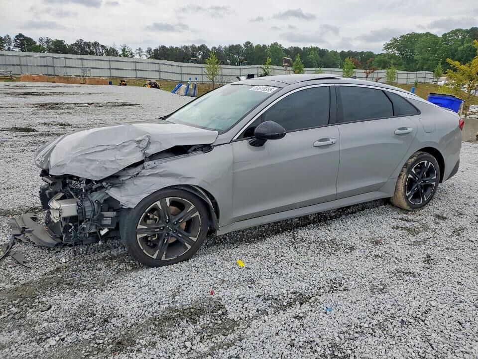 2022 KIA K5