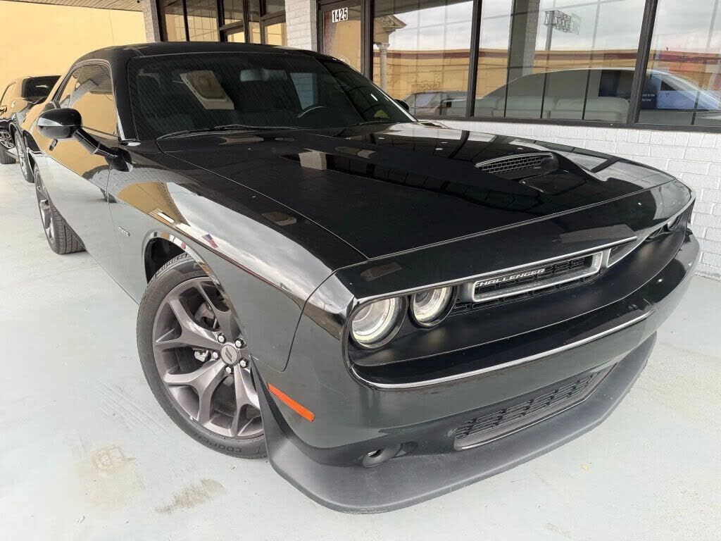 2019 DODGE Challenger