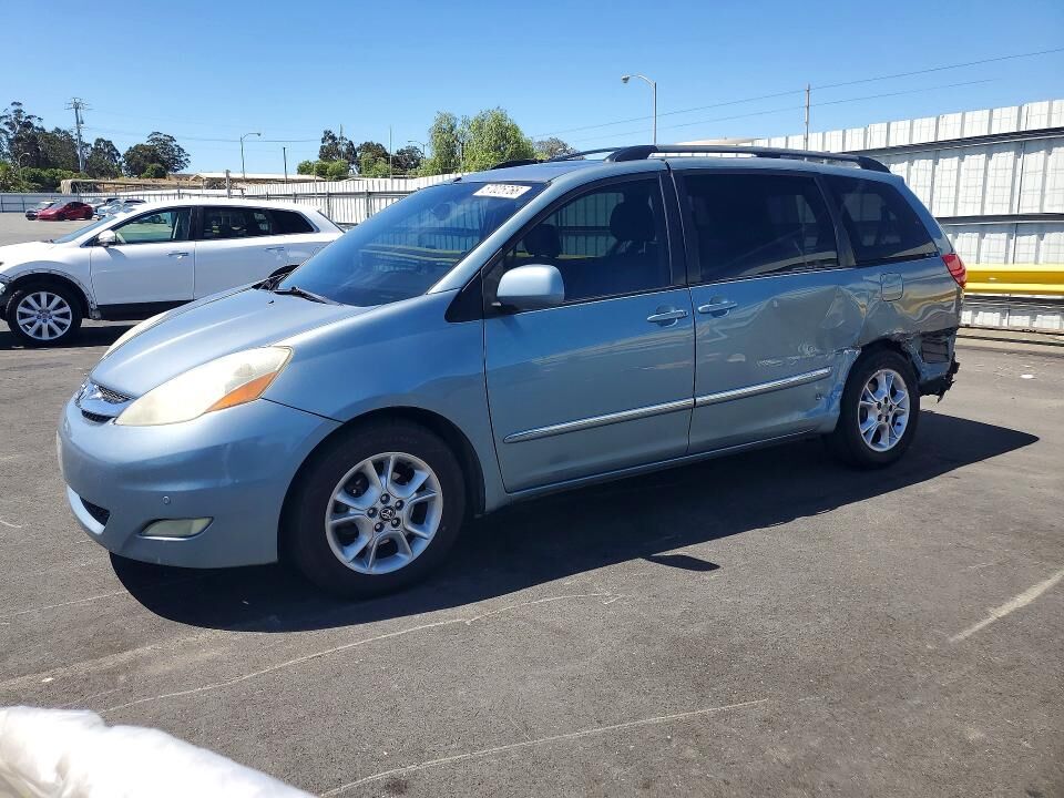 2008 TOYOTA Sienna
