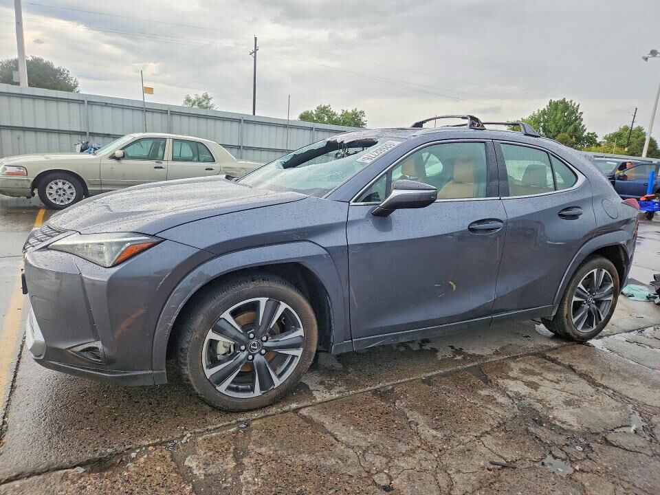 2025 LEXUS UX