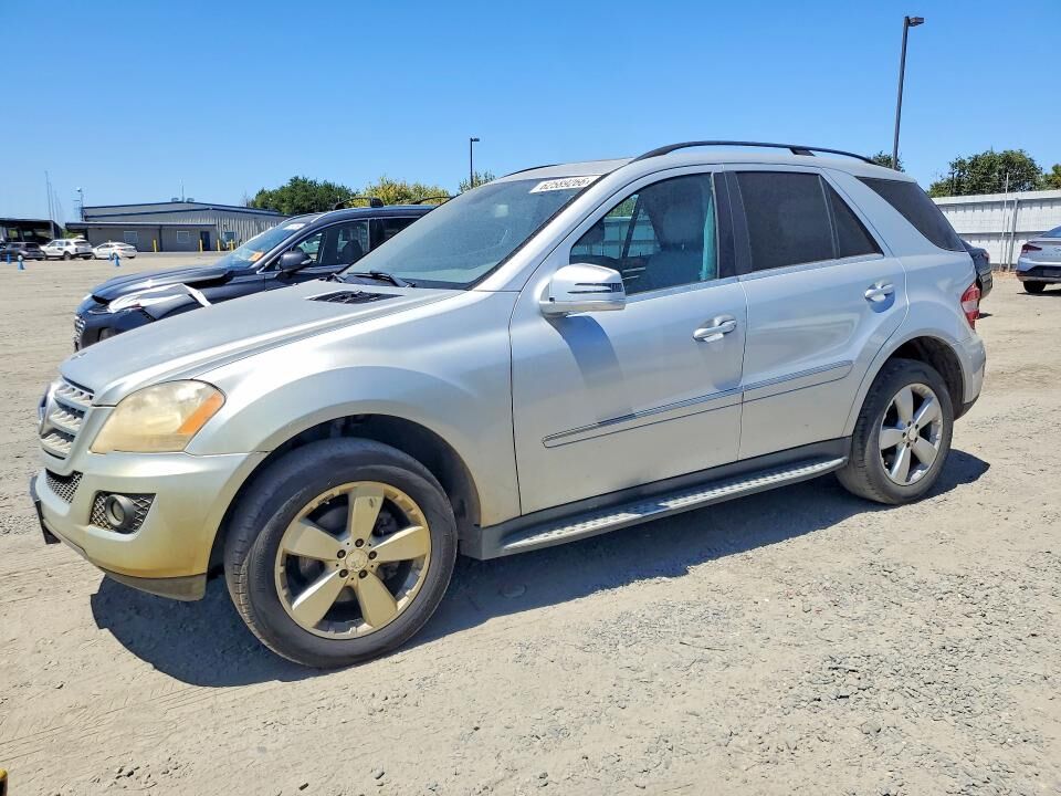 2011 MERCEDES-BENZ M-Class