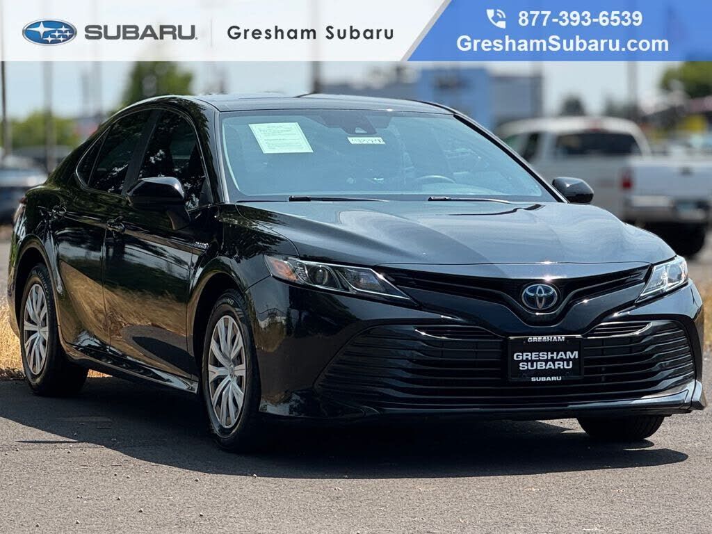 2019 TOYOTA Camry