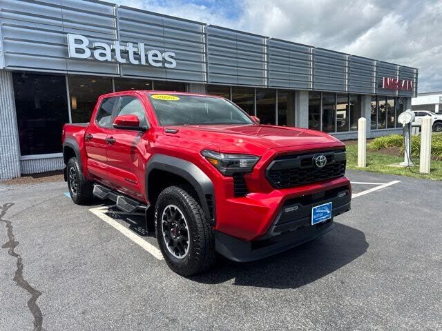 2025 TOYOTA Tacoma