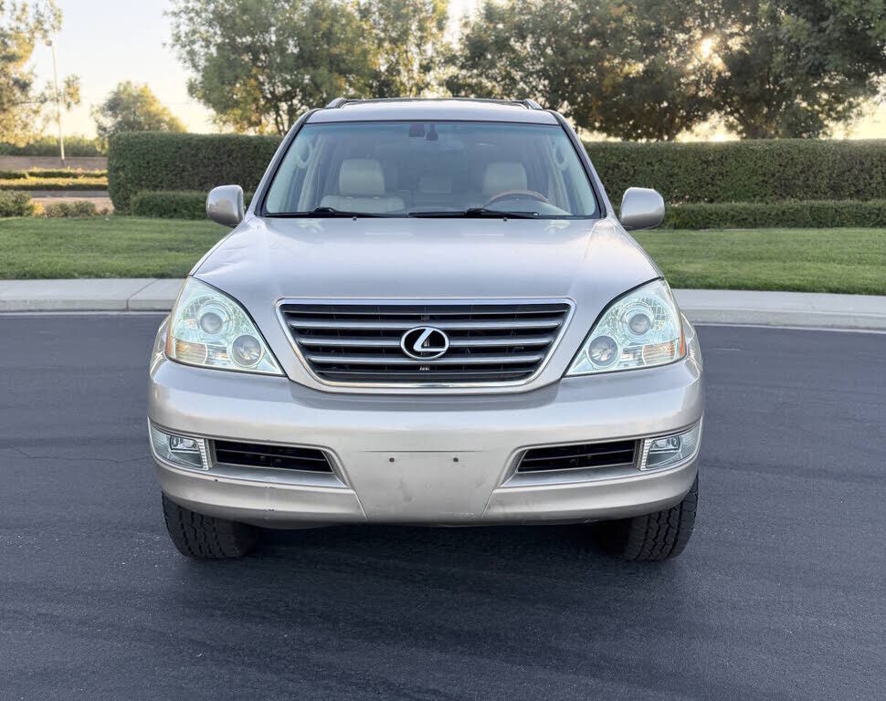 2004 LEXUS GX