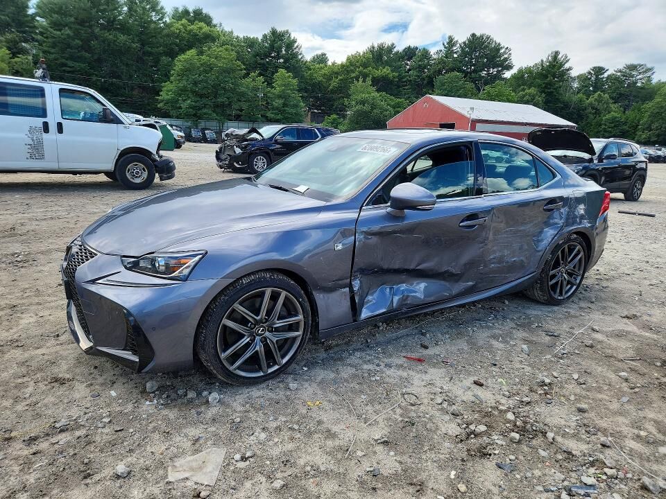 2019 LEXUS IS