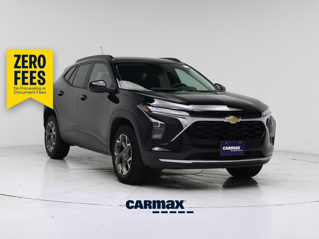 2025 CHEVROLET Trax