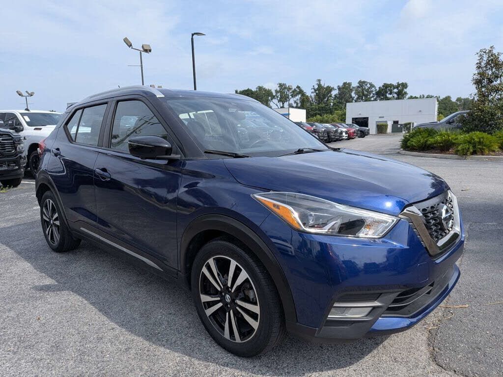 2020 NISSAN Kicks
