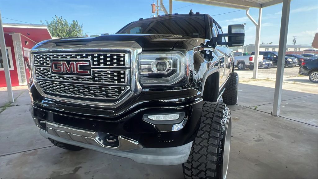 2017 GMC Sierra