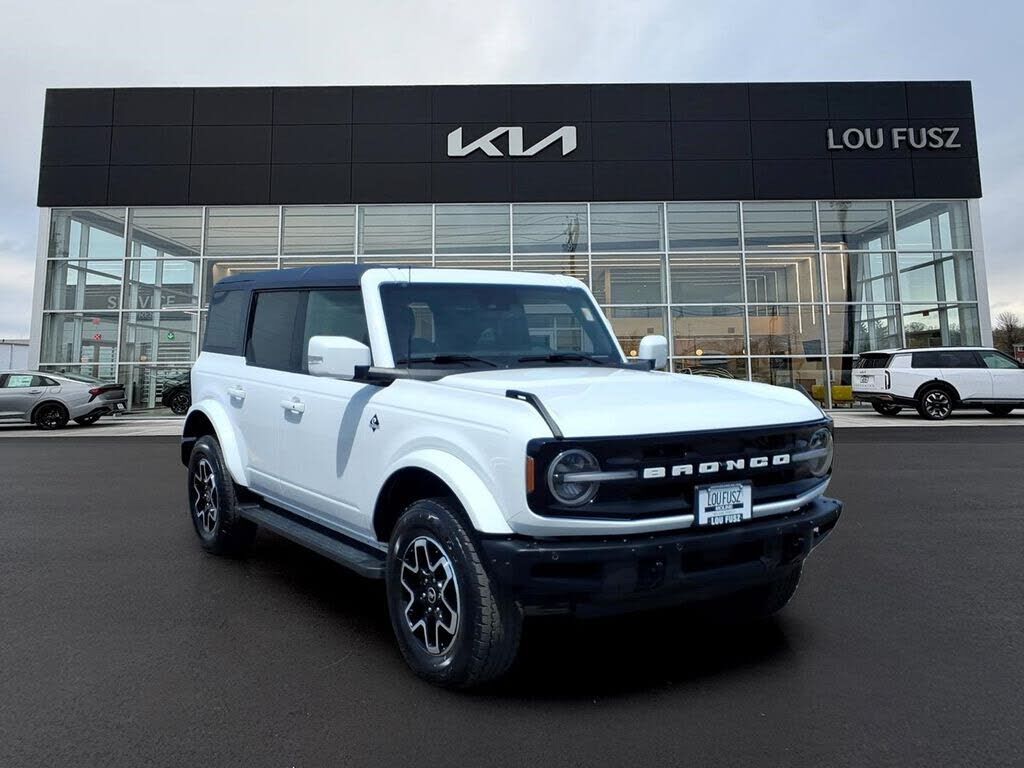 2024 FORD Bronco
