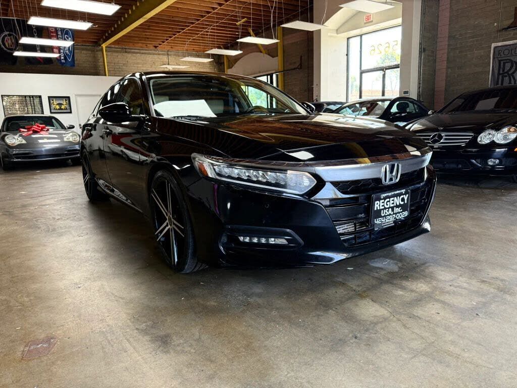 2018 HONDA Accord