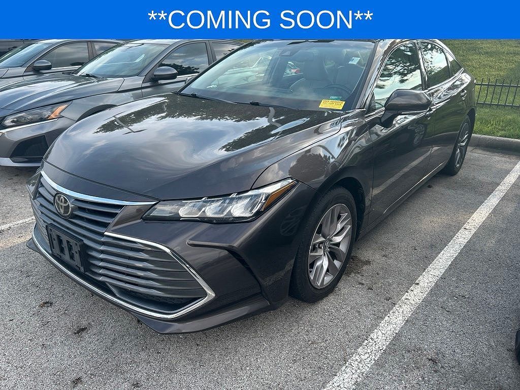 2019 TOYOTA Avalon
