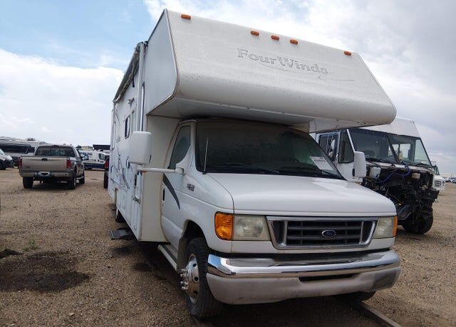 2003 FORD E-450