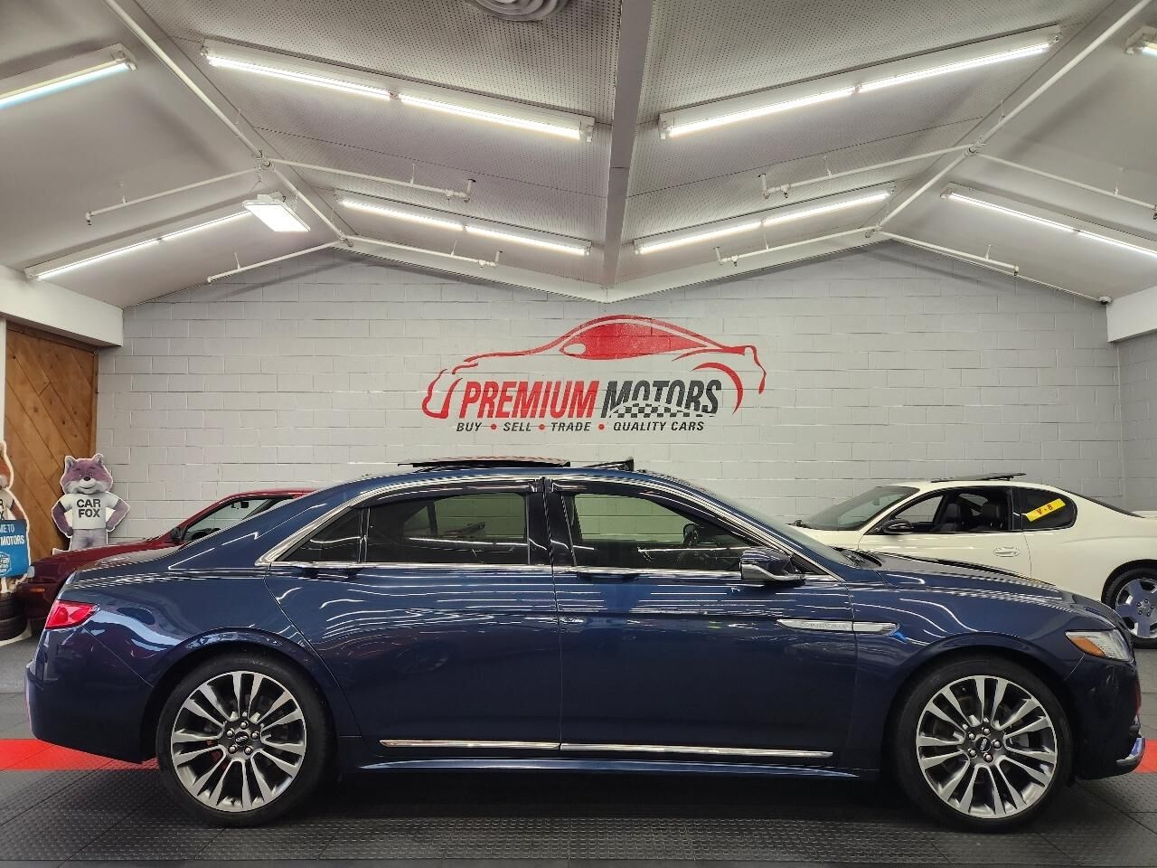 2017 LINCOLN Continental