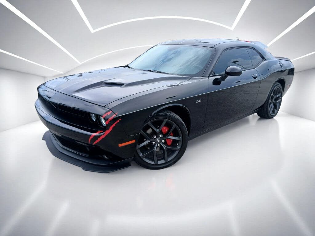 2021 DODGE Challenger