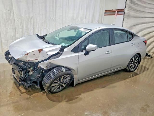 2022 NISSAN Versa