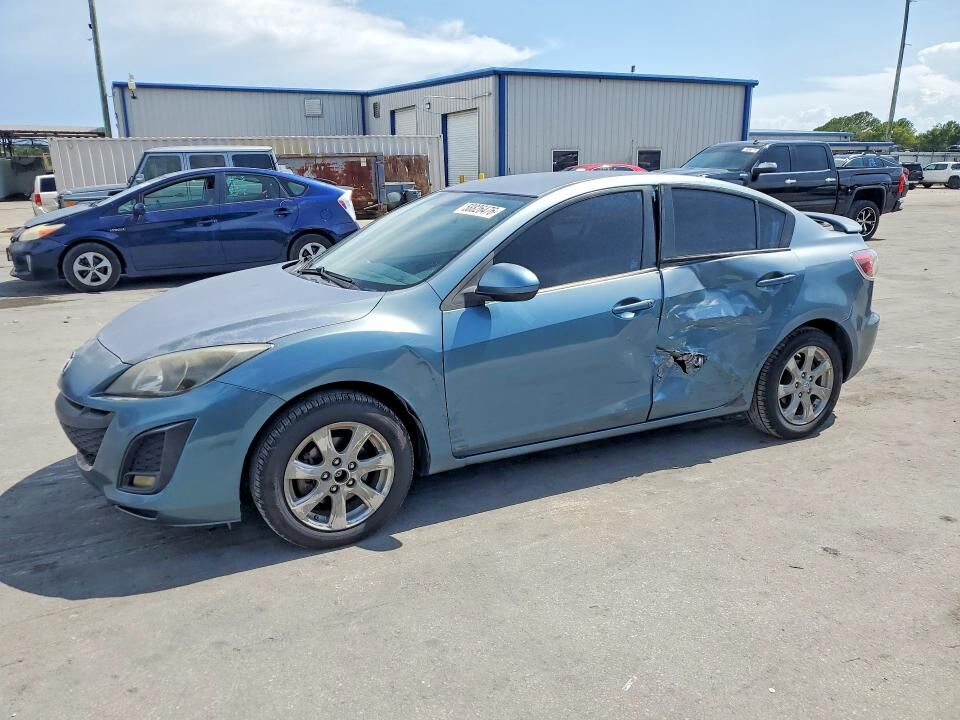 2010 MAZDA Mazda3