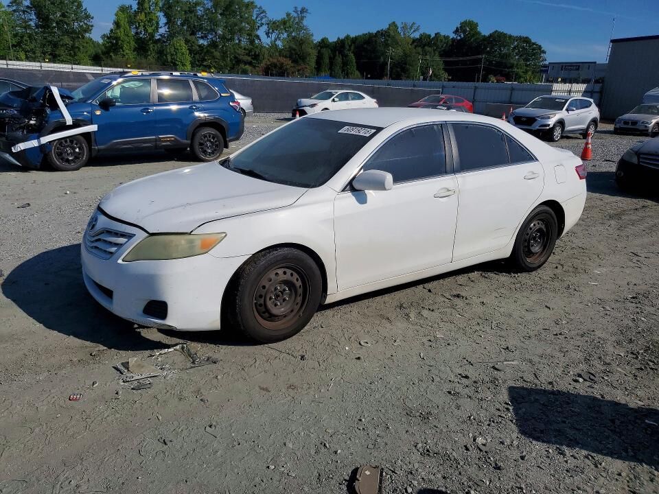 2010 TOYOTA Camry