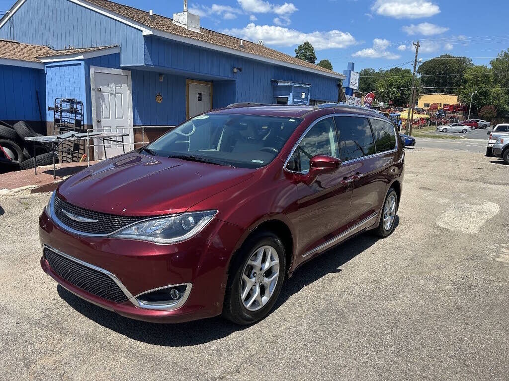 2017 CHRYSLER Pacifica