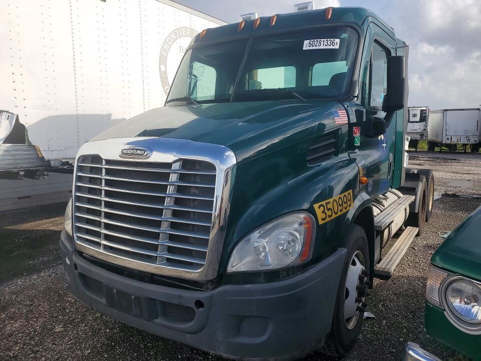 2016 FREIGHTLINER Cascadia