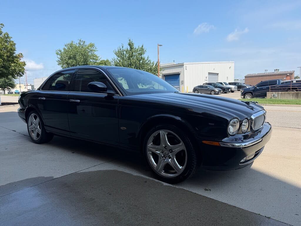 2006 JAGUAR XJ