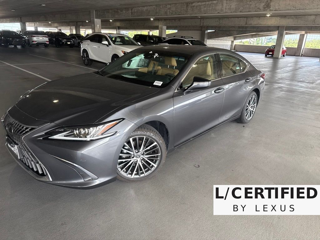 2025 LEXUS ES