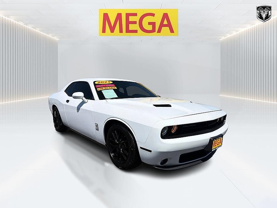 2021 DODGE Challenger